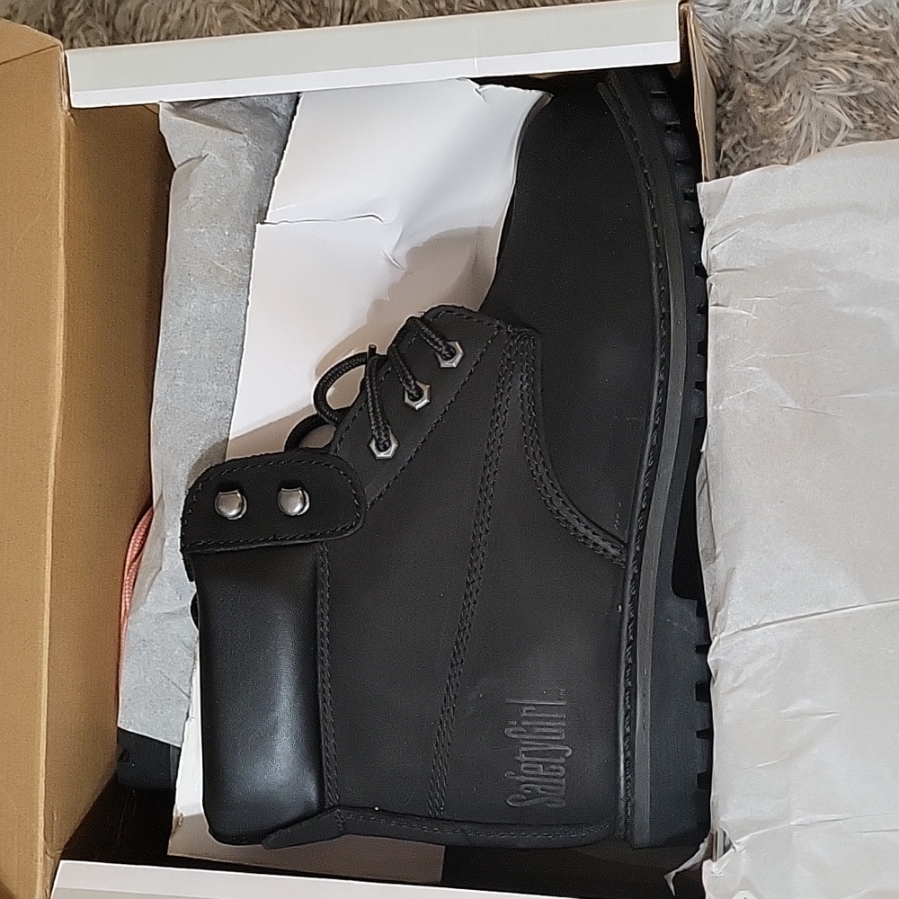 NIB Safety Girl II Steel Toe Work Boots